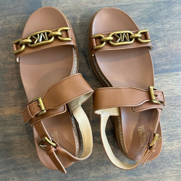 MICHAEL Michael Kors Kailey Leather Lug Heel Brown - Picture 3 of 7